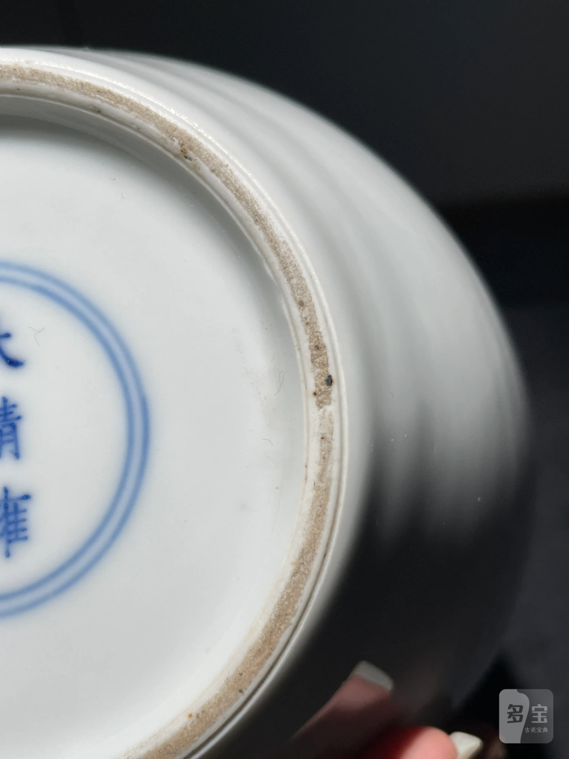 民国 刘希任画粉彩人物纹瓶 - 图11